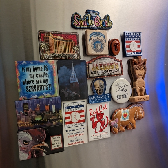MAKE OFFER: Assorted Refrigerator Magnets - Picture 10 of 12